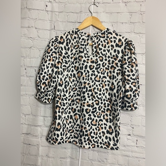 Leopard Print Womens Size Small Puff Short Sleeve Babydoll Blouse Top - Picture 4 of 6